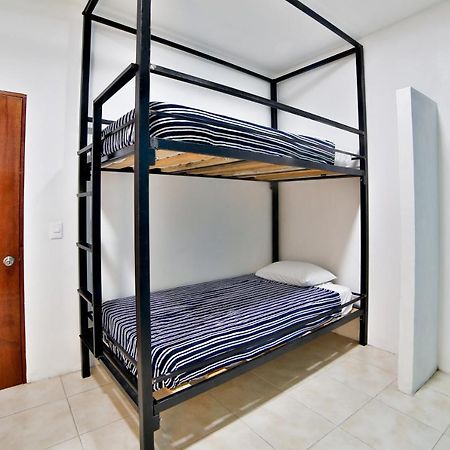 Hostal Ten To Ten Пуерто-Вальярта Екстер'єр фото